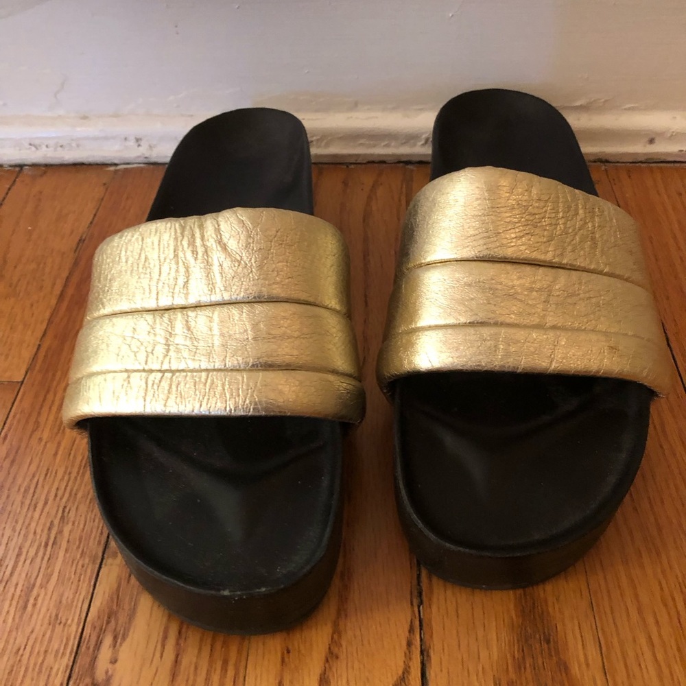 Sandro size9 gold slides